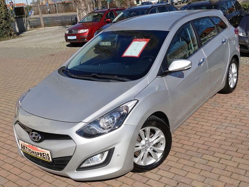 i30