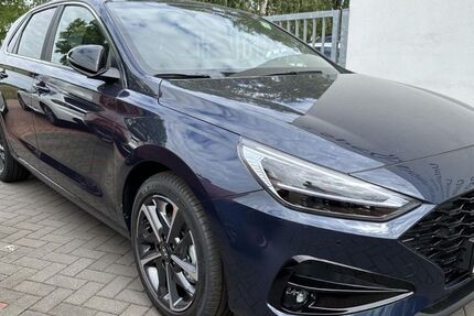 Hyundai i30 11.000 km 18.990 &euro; Dresden 01156
