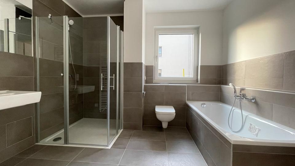 Etagenwohnung Dresden Neustadt - 3 Zimmer, 74 m&sup2;, 1.144&euro; | Angebot:24801280