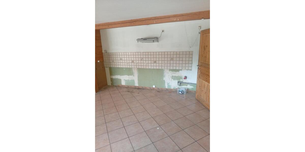 Etagenwohnung Moritzburg - 5 Zimmer, 120 m&sup2;, 900&euro; | Angebot:24769784