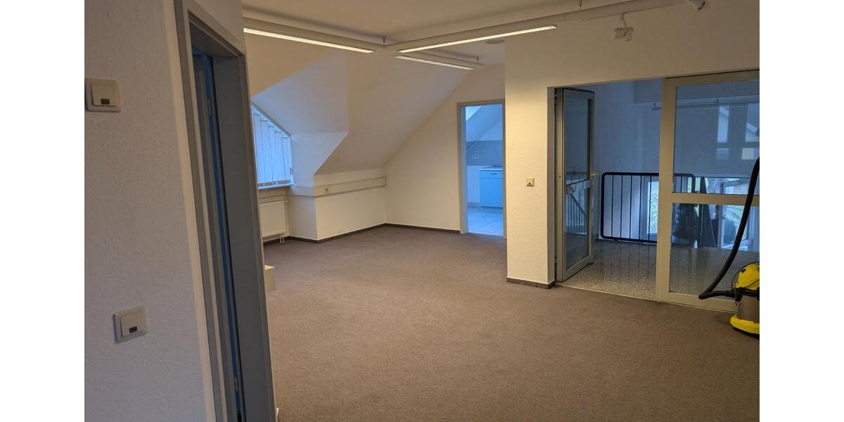 Etagenwohnung Ottendorf-Okrilla Okrilla - 4 Zimmer, 100 m&sup2;, 10&euro; | Angebot:25616809