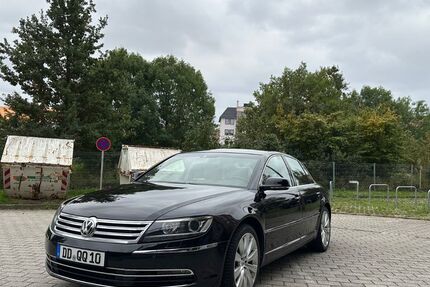 VW Phaeton 149.780 km 27.490 € Dresden 01169