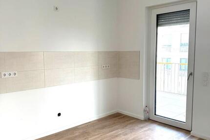 Lichtdurchflutete 4-Raumwohnung im Dachgeschoss direkt an der Elbe wartet auf Sie! 4 zimmer