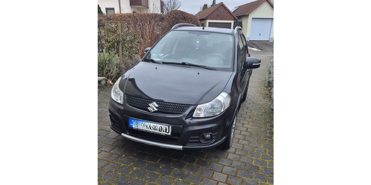 Suzuki SX4 99.976 km 7.500 &euro; Bannewitz 01728