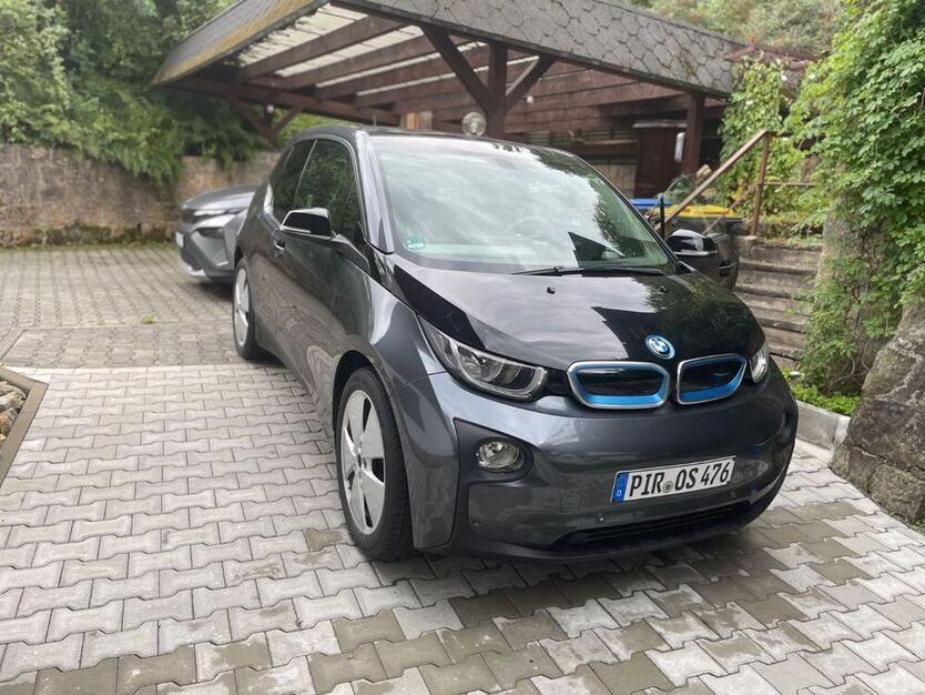i3