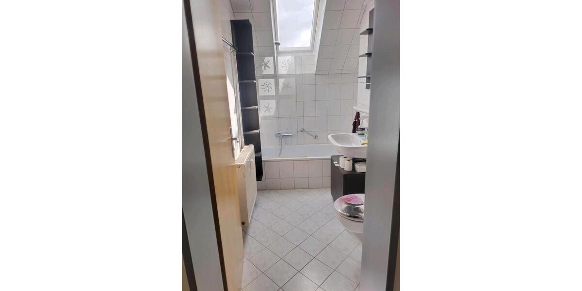 Dachgeschoßwohnung Wilsdruff - 3 Zimmer, 77 m&sup2;, 604&euro; | Angebot:24854276