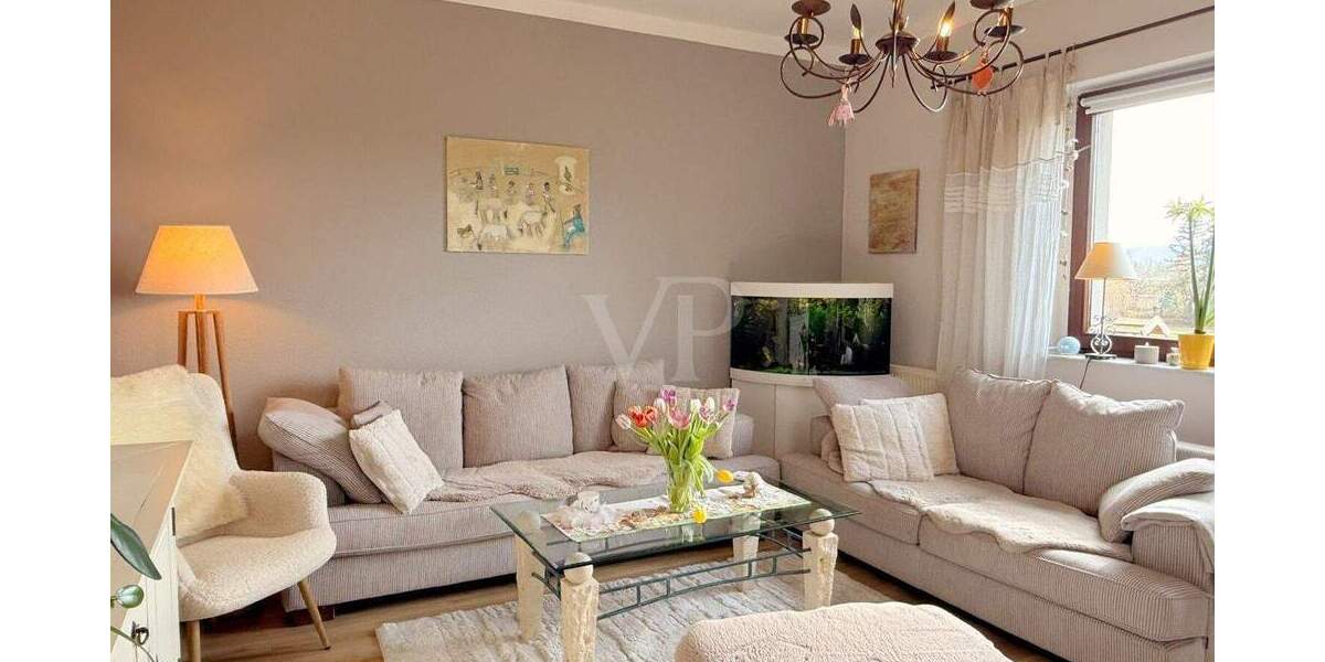 Einfamilienhaus Radebeul - 8 Zimmer, 180 m&sup2;, 520.000&euro; | Angebot:25815561