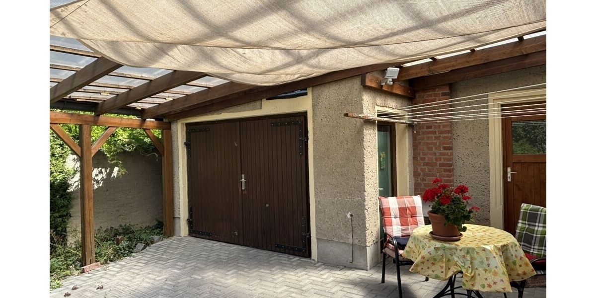 Grünes Paradies für Groß und Klein: Großzügige Doppelhaushälfte in absolut ruhiger Idylle - Doppelhaushälfte Weinböhla | Angebot:27022913