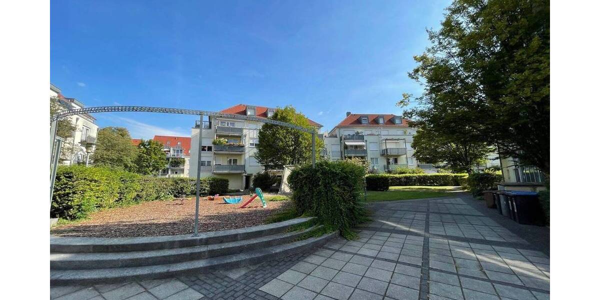 Etagenwohnung Dresden Strehlen - 2 Zimmer, 79 m&sup2;, 205.000&euro; | Angebot:25682350