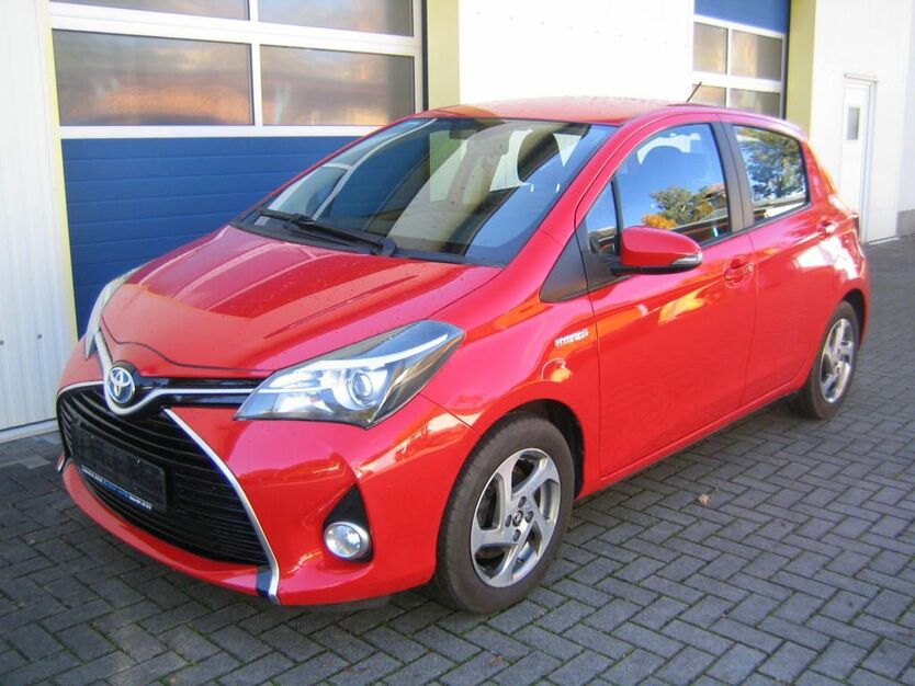 Toyota Yaris 29.208 km 12.990 € Dresden 01157