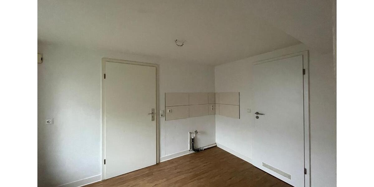 Etagenwohnung Dresden Cotta - 2 Zimmer, 46 m&sup2;, 370&euro; | Angebot:25363710