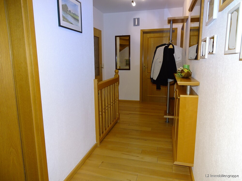 Wohnglück für Familien- Neuwertiges Einfamilienhaus mit Einliegerwohnung 7 zimmer