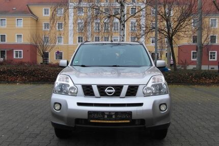 Nissan X-Trail 185.291 km 4.899 &euro; Dresden 01237