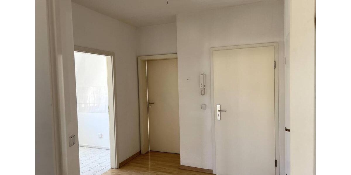 Dachgeschoßwohnung Dresden Neustadt - 3 Zimmer, 63 m&sup2;, 488&euro; | Angebot:26367379