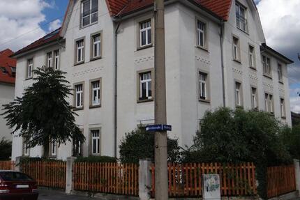 RUHIGES Wohnen in Briesnitz - Eine 2 Raum Wohnung im 2. OG 2 zimmer