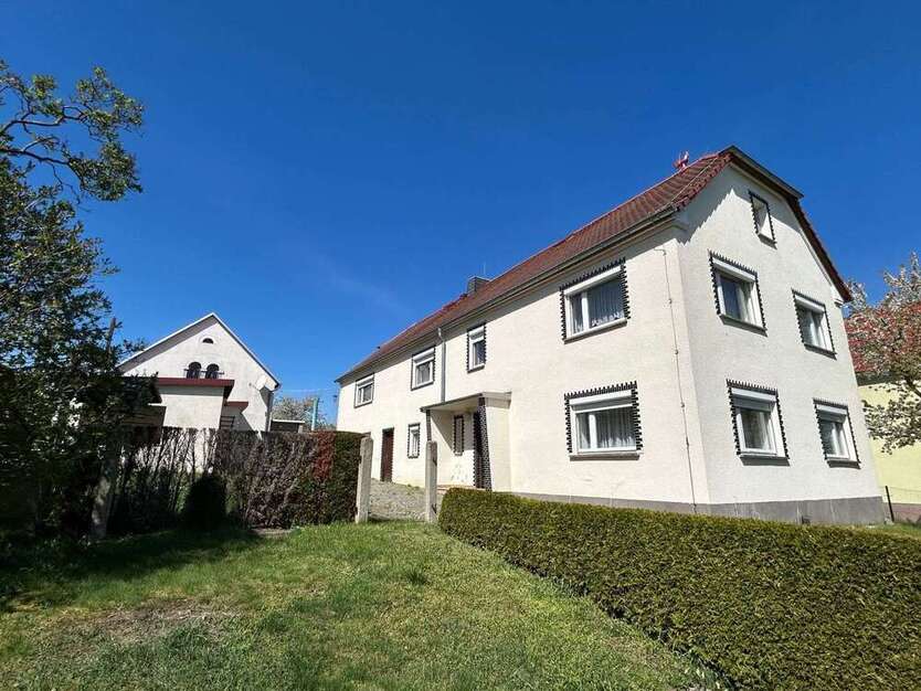 Haus zum Kaufen in Neukirch 148.000 € 160.15 m²
