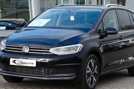 VW Touran 6.000 km 38.445 &euro; Meißen 01662