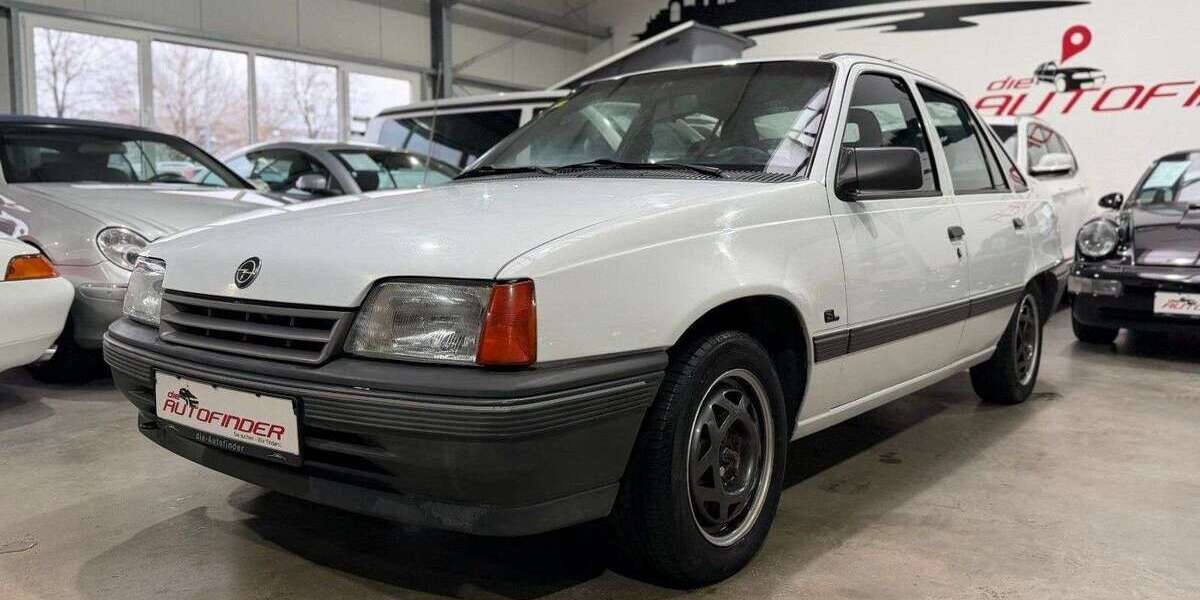 Opel Kadett 128.059 km 6.999 &euro; Coswig 01640