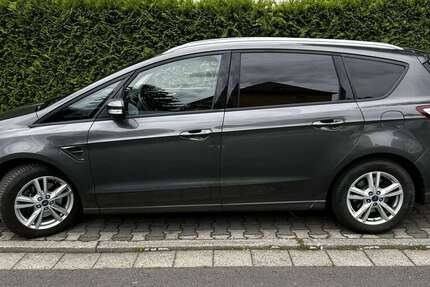 Ford S-Max 158.535 km 11.400 &euro; Dresden, Stadt 01217