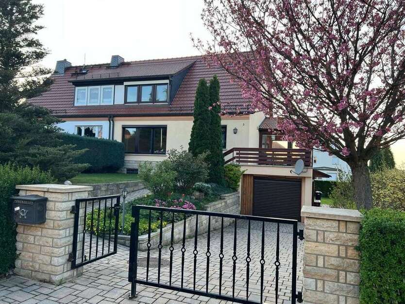 Haus zum Kaufen in Dohna 369.000 € 140 m²