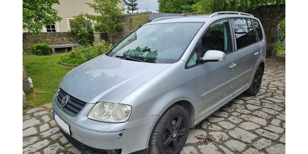 VW Touran 326.000 km 2.300 &euro; Dresden 01328