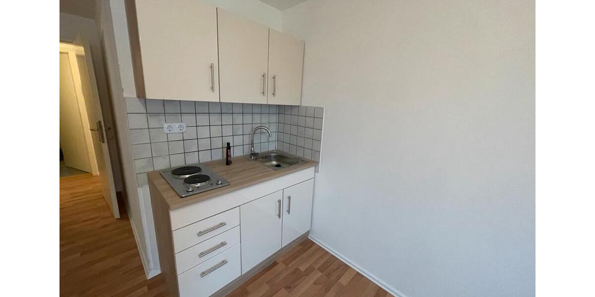 Dachgeschoßwohnung Freital - 2 Zimmer, 38 m&sup2;, 450&euro; | Angebot:24919677