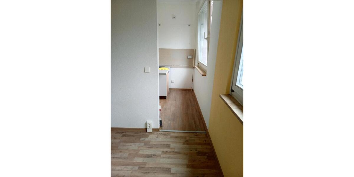 Etagenwohnung Dresden Prohlis - 1 Zimmer, 27 m&sup2;, 65.000&euro; | Angebot:27298155