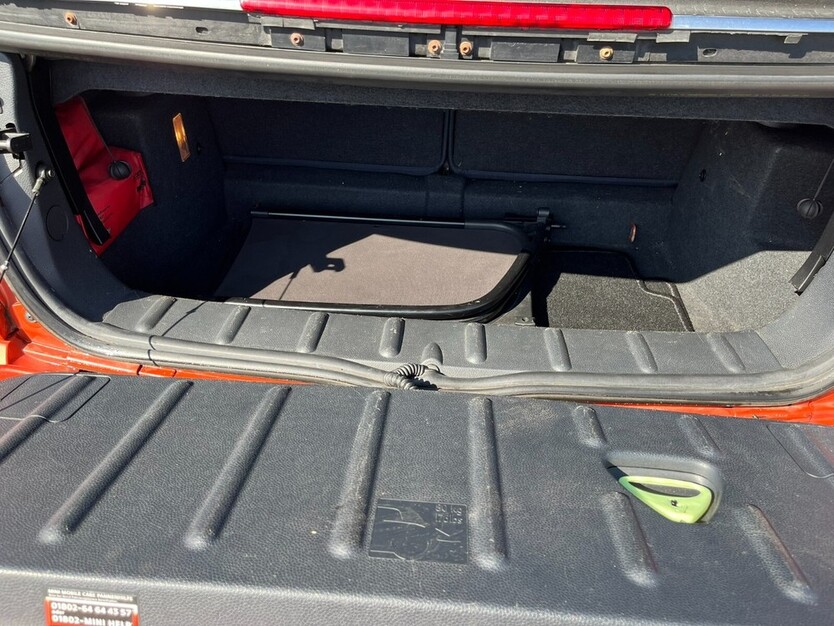 Mini Cooper 126.834 km 4.500 € Dürrröhrsdorf-Dittersbach 01833