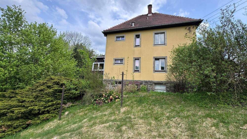 Einfamilienhaus Königstein Leupoldishain - 7 Zimmer, 146 m&sup2;, 175.000&euro; | Angebot:26686811