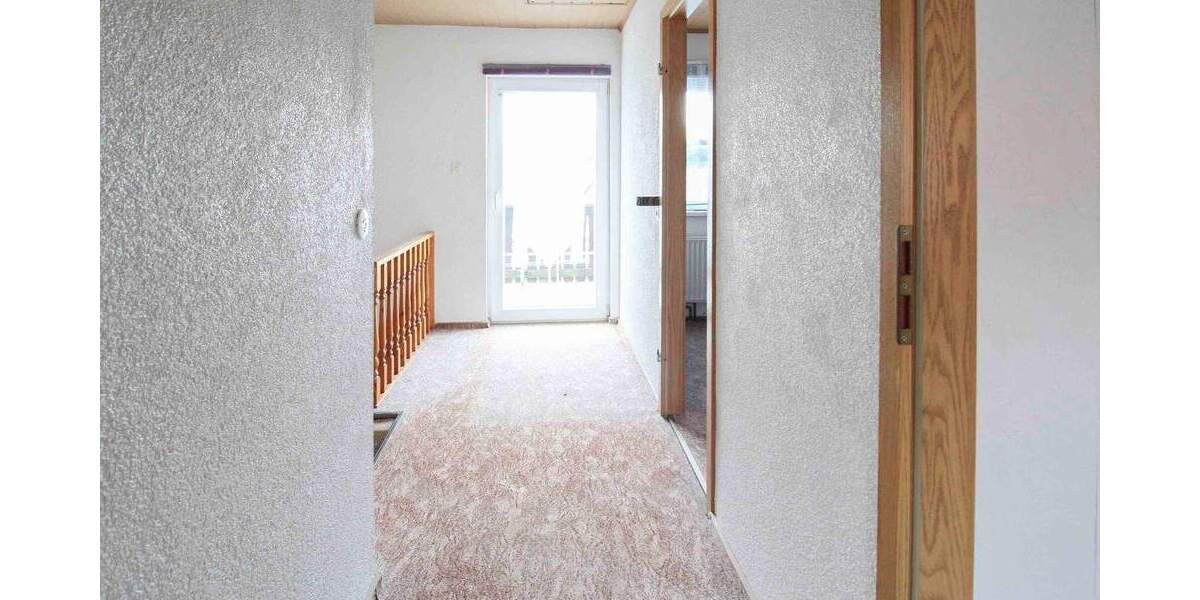 Charmantes Einfamilienhaus im Grünen - ruhige Sackgassenlage mit großem Grundstück 4 zimmer