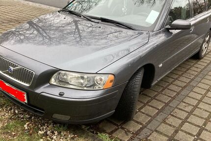 Volvo V70 352.000 km 2.999 &euro; Ottendorf-Okrilla 01458