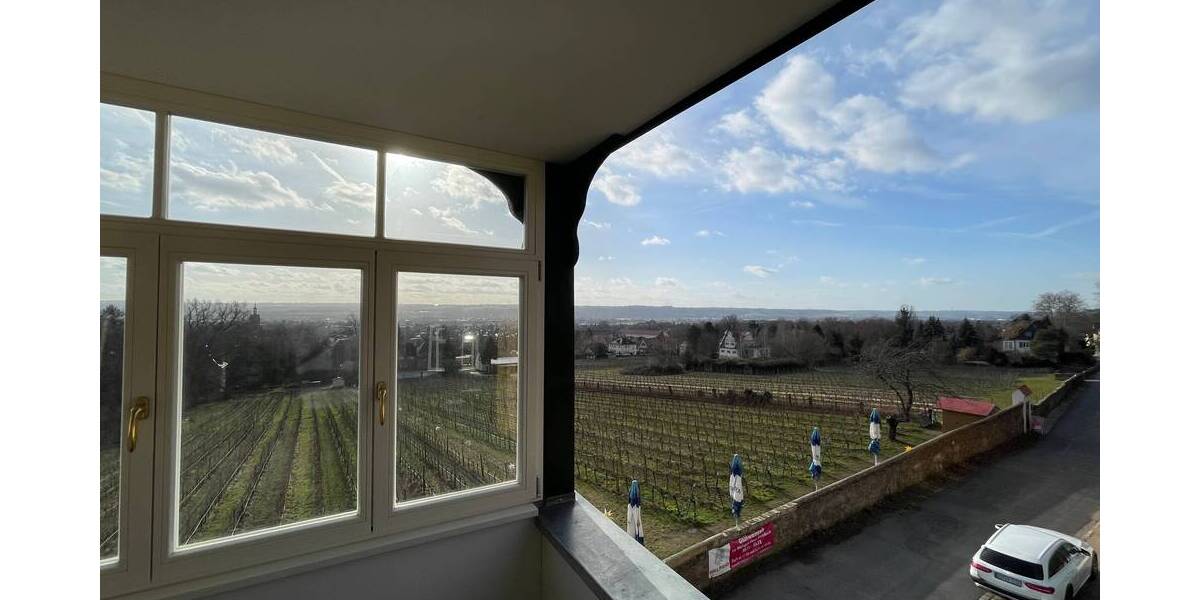 Etagenwohnung Radebeul Oberlößnitz - 3 Zimmer, 151 m&sup2;, 1.850&euro; | Angebot:22340032