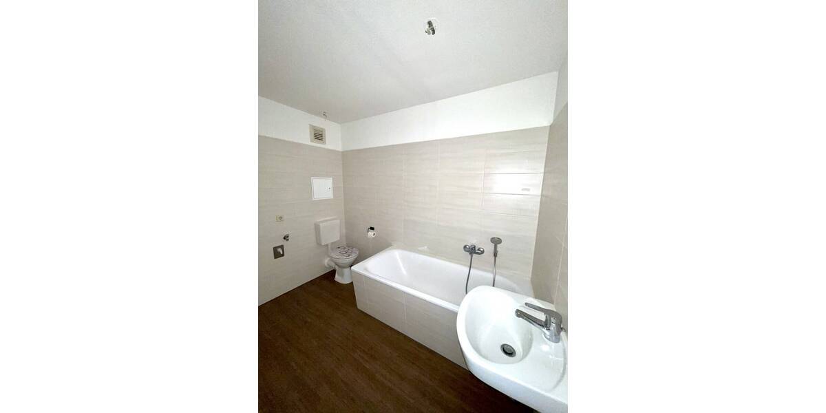 Etagenwohnung Dresden Gohlis - 3 Zimmer, 87 m&sup2;, 229.000&euro; | Angebot:26160593