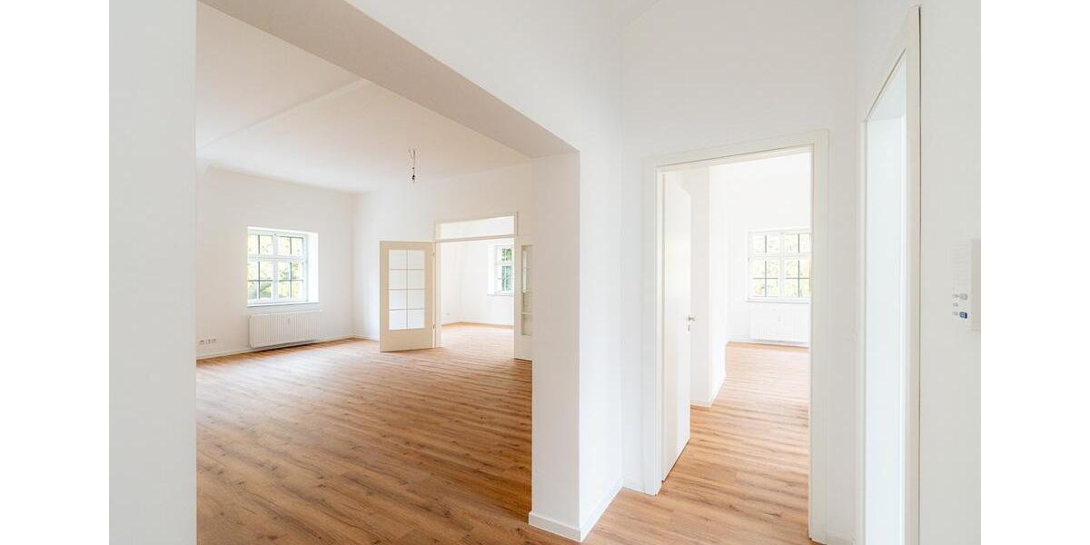 Etagenwohnung Dresden Loschwitz - 6 Zimmer, 216 m&sup2;, 2.700&euro; | Angebot:23432214