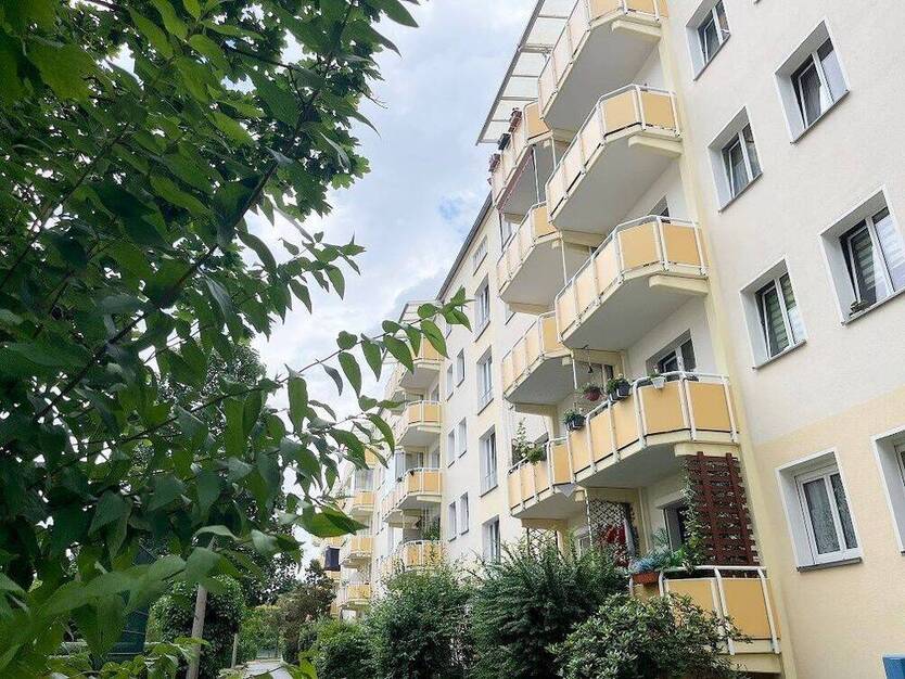 Sonnige 2-Raum Wohnung mit Balkon