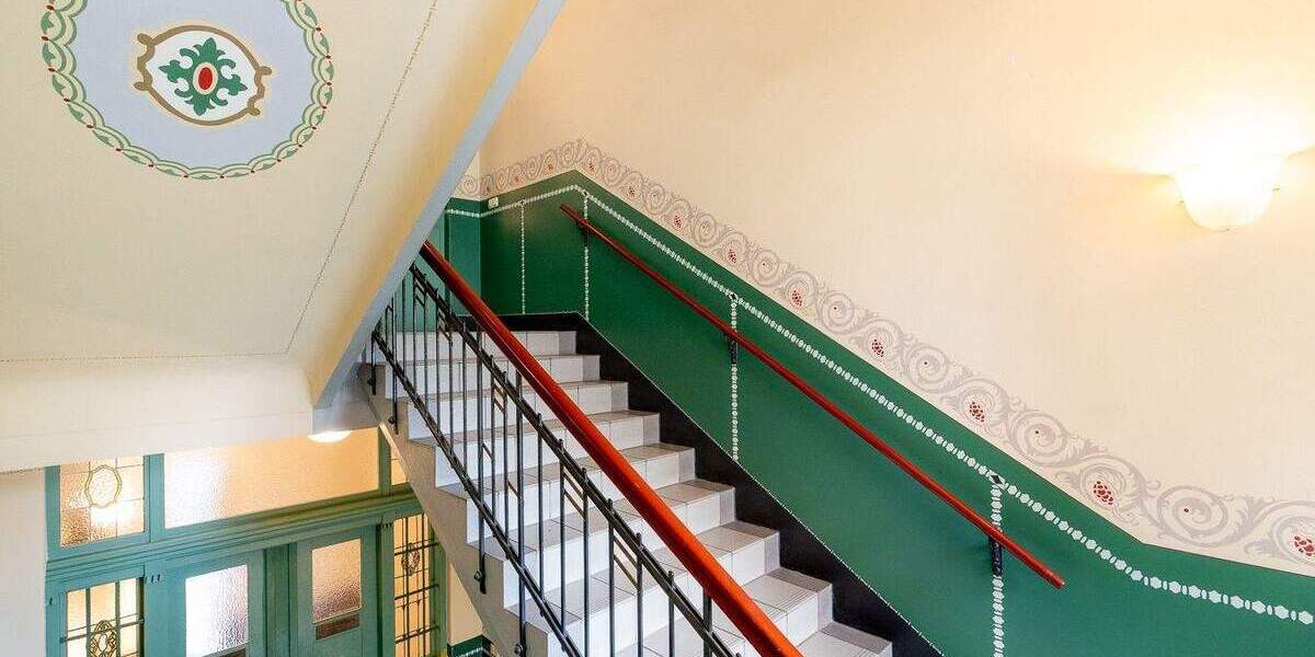 Altbaujuwel im Königstraßenviertel - lichtdurchflutet, charmant & voller Gestaltungsmöglichkeiten! 3 zimmer