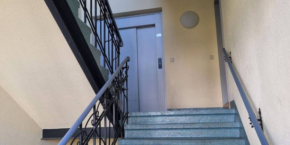 Etagenwohnung Dresden Äußere Neustadt - 3 Zimmer, 72 m&sup2;, 199.000&euro; | Angebot:26887780