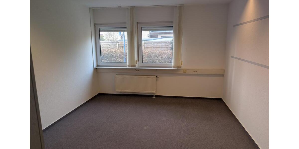 Etagenwohnung Ottendorf-Okrilla Okrilla - 4 Zimmer, 100 m&sup2;, 10&euro; | Angebot:25616809