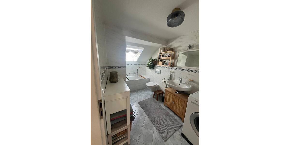 Etagenwohnung Dresden Neustadt - 3 Zimmer, 67 m&sup2;, 750&euro; | Angebot:27549236