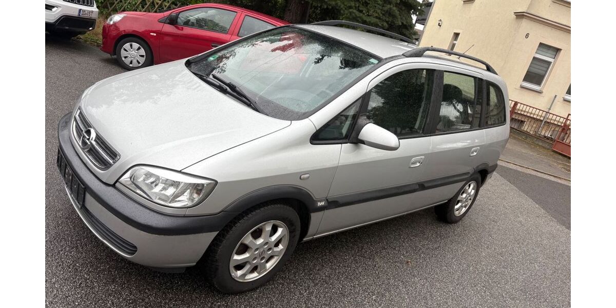 Opel Zafira 177.000 km 2.999 &euro; Dresden 01139
