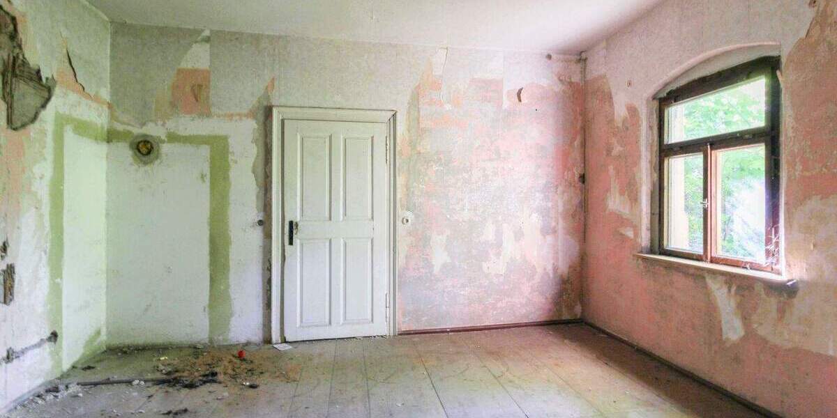 Mehrfamilienhaus, Wohnhaus Klipphausen Gauernitz - 8 Zimmer, 159.000&euro; | Angebot:25802735