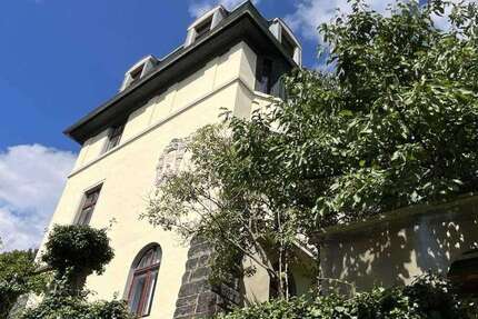 Haus zum Kaufen in Dresden 720.000 € 317 m² 13 zimmer