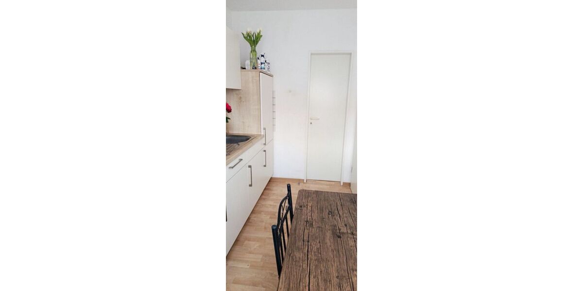 Provisionsfrei* !! Blick ins Grüne !! ruhige WOHNUNG * sonniger BALKON * Stellplatz in Tiefgarage * DRESDEN-REICK - Etagenwohnung Dresden Blasewitz | Angebot:26815480