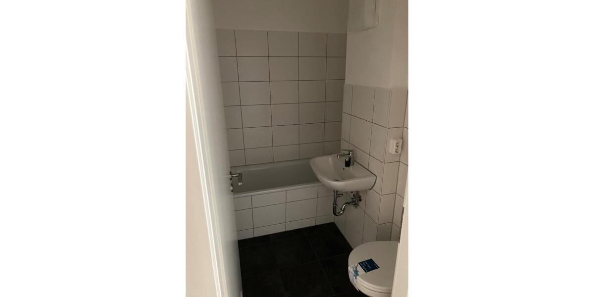 Etagenwohnung Dresden Plauen - 1 Zimmer, 27 m&sup2;, 245&euro; | Angebot:26267936