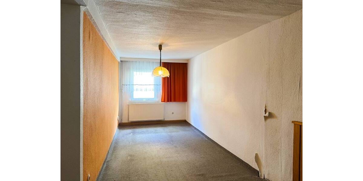Einfamilienhaus Königstein - 4 Zimmer, 117 m&sup2;, 140.000&euro; | Angebot:26683270