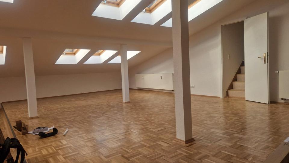 Maisonettenwohnung Dresden Loschwitz - 3.5 Zimmer, 207 m&sup2;, 1.750&euro; | Angebot:26279421