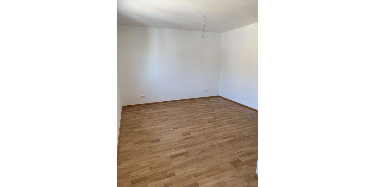 Etagenwohnung Radeberg Kalte Ruhe - 3 Zimmer, 76 m&sup2;, 840&euro; | Angebot:25663352