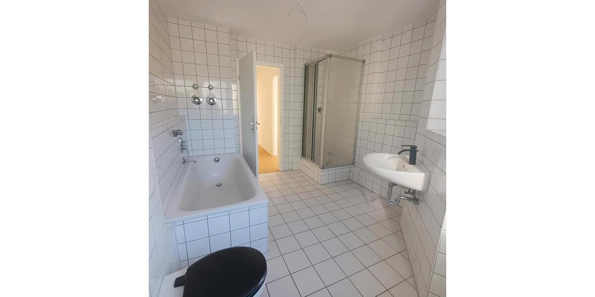 Etagenwohnung Pirna - 1 Zimmer, 65 m&sup2;, 750&euro; | Angebot:26356204