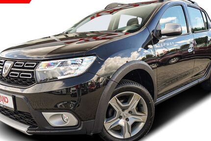 Dacia Sandero 65.886 km 11.490 &euro; Dresden 01069