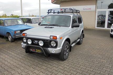 Lada Niva 17.800 km 18.090 &euro; Dresden 01157